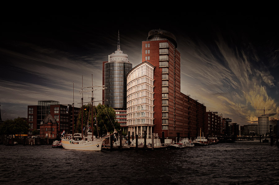 Bürohäuser auf der Kehrwiederspitze in der Hafencity im Hamburger Hafen