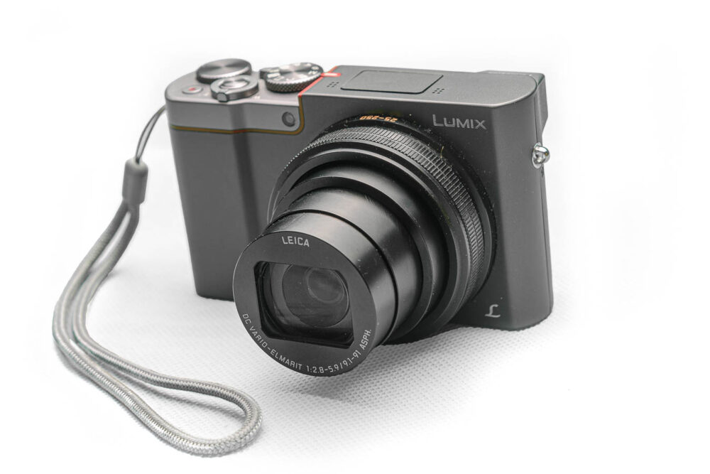 Vorderseite der Panasonic DMC-TZ101 Lumix.