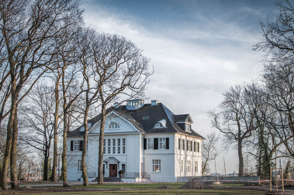 Villa an der Elbe - 2015