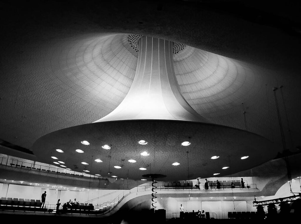 Deckenleuchter Elbphilharmonie - 2024
