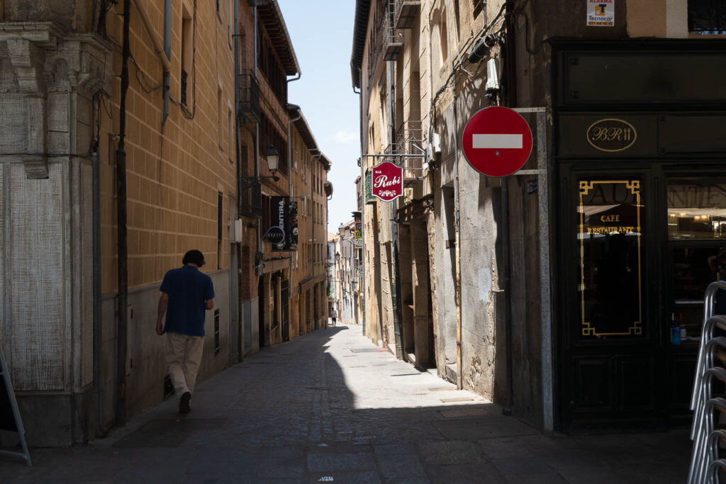 Straßenszene in Segovia