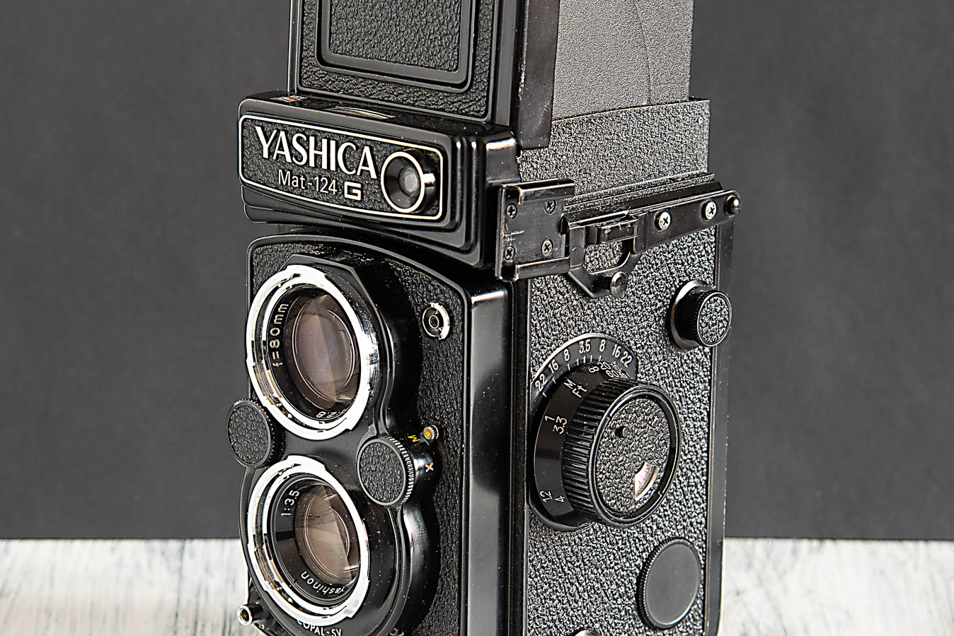 Gehäuse der analogen Yashica Mat 124G Mittelformatkamera