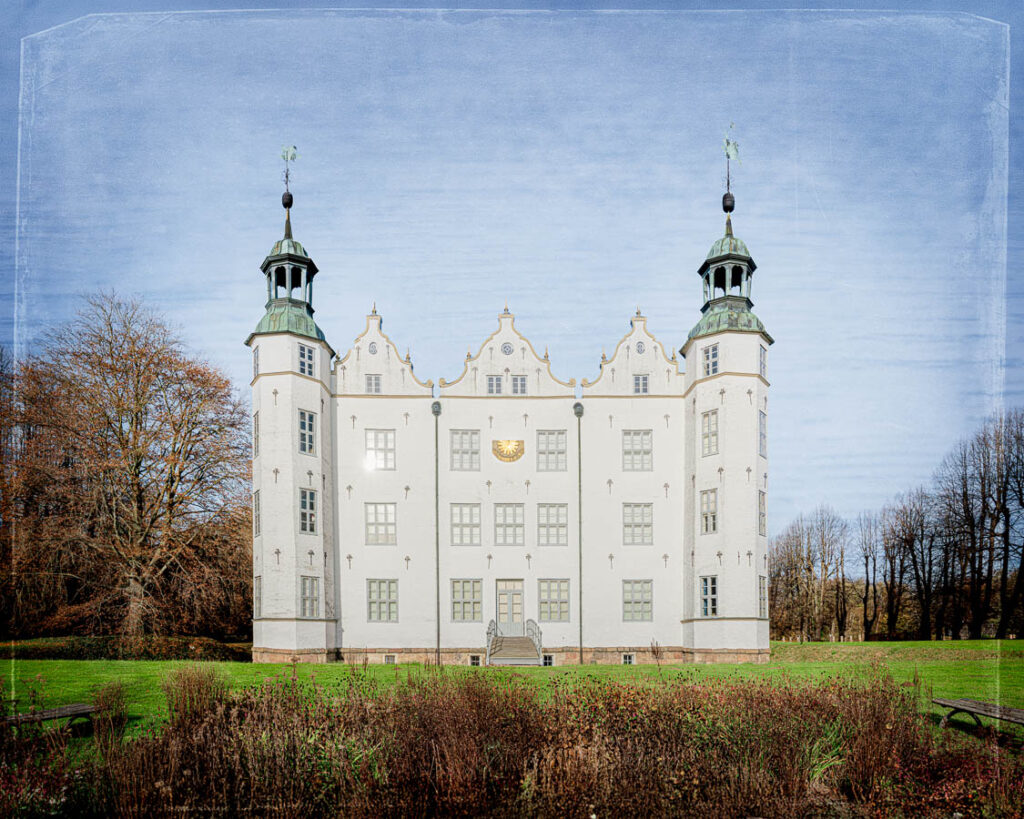 Fineart-Print vom Ahrensburger Schloss