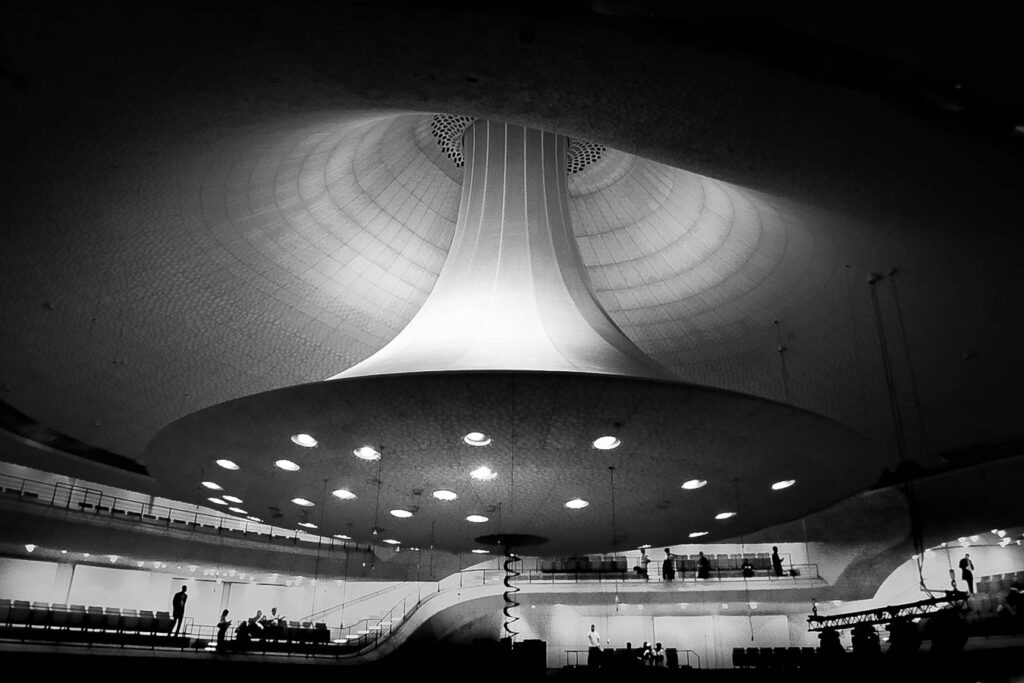 Deckenleuchter Elbphilharmonie - 2024