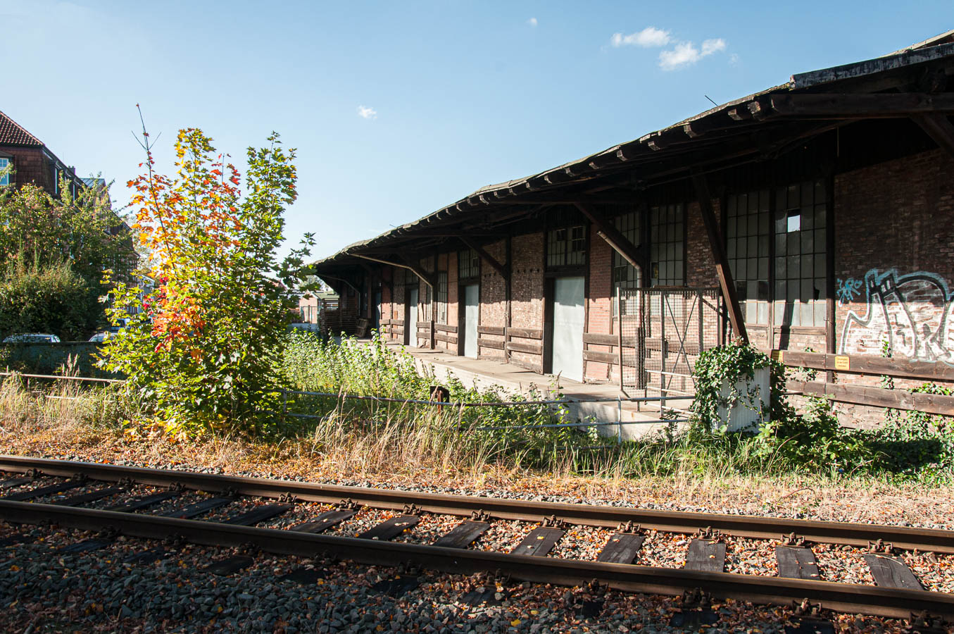 Ein altes LÖagerhaus im Hamburger Hafen auf dem Kleinen Grasbrook-