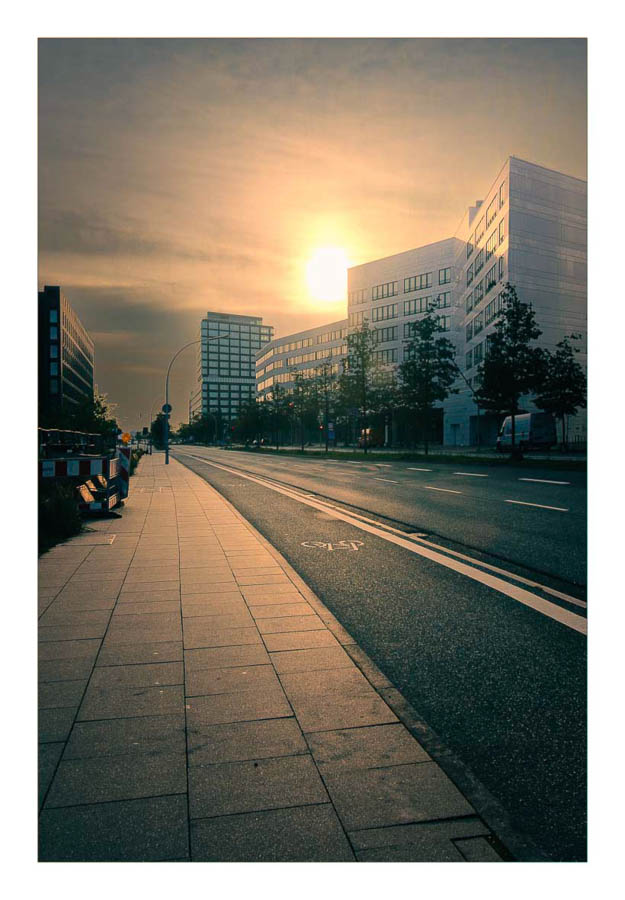 _DSC6704-harbour-city-hamburg-sunrise.jpg _DSC6704-harbour-city-hamburg-sunrise.jpg